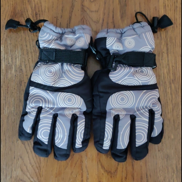 3M Thinsulate Other - EUC Youth snow/ski gloves